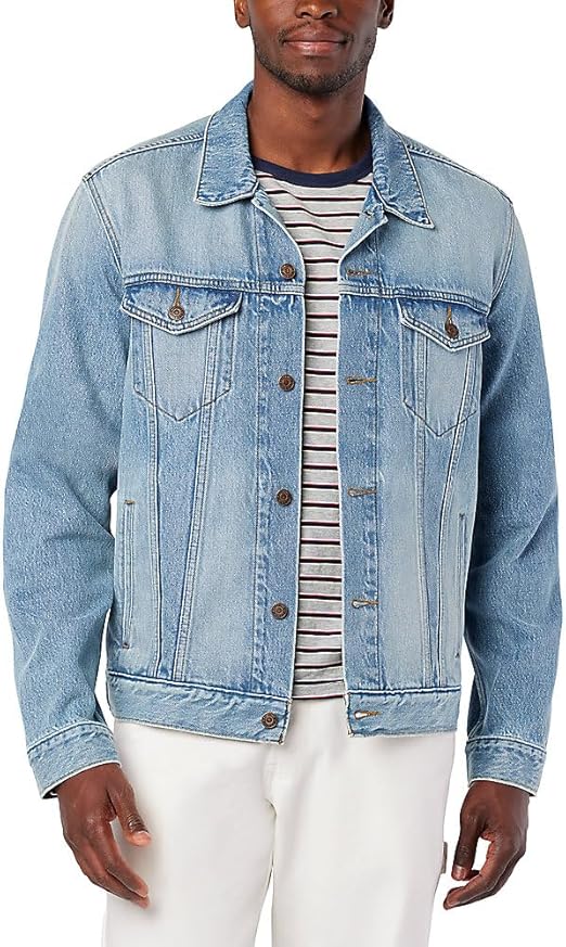 Men's Classic Button-Down Light Wash Denim Trucker Jacket